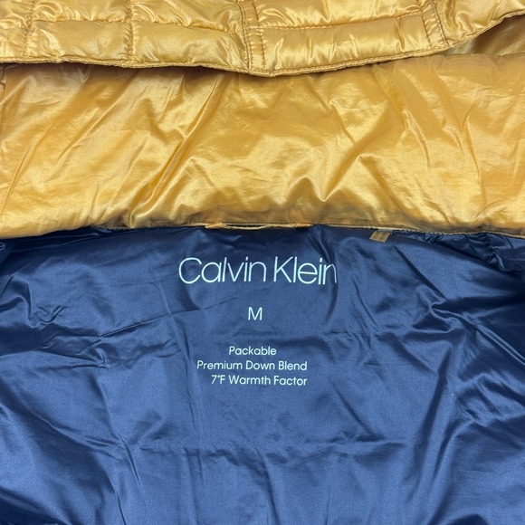 Calvin Klein Jacket Womens Medium Yellow Gold Packable Down Puffer Hooded Winter - Picture 4 of 12